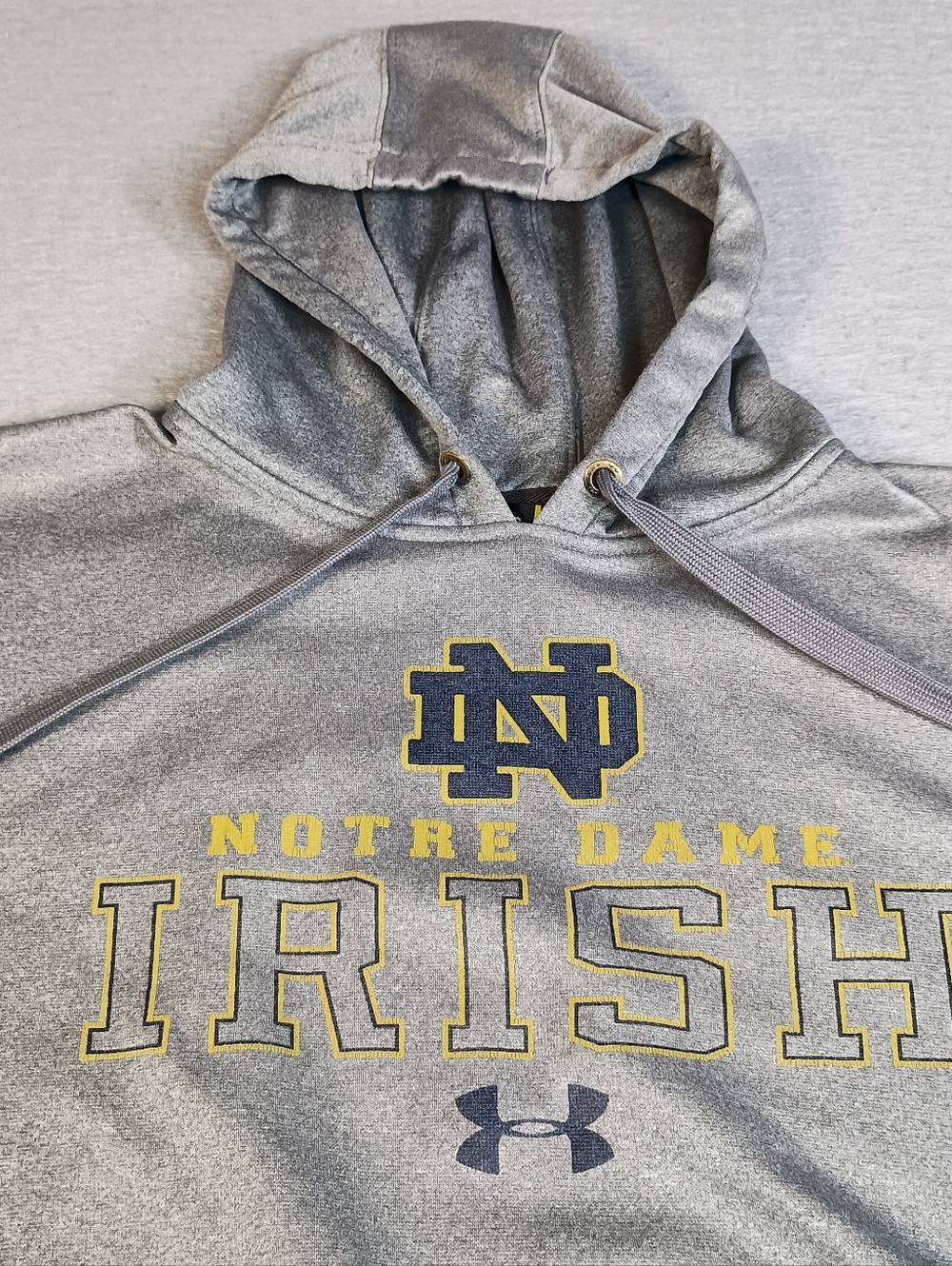 Under Armour Storm Notre Dame Fighting Irish Gray Men's XL Performance Hoodie - Picture 3 of 7